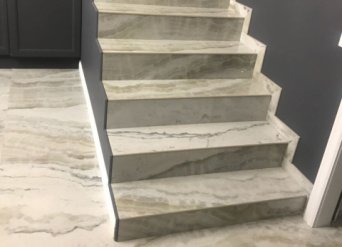 Ступени под мрамор. Модель Onix