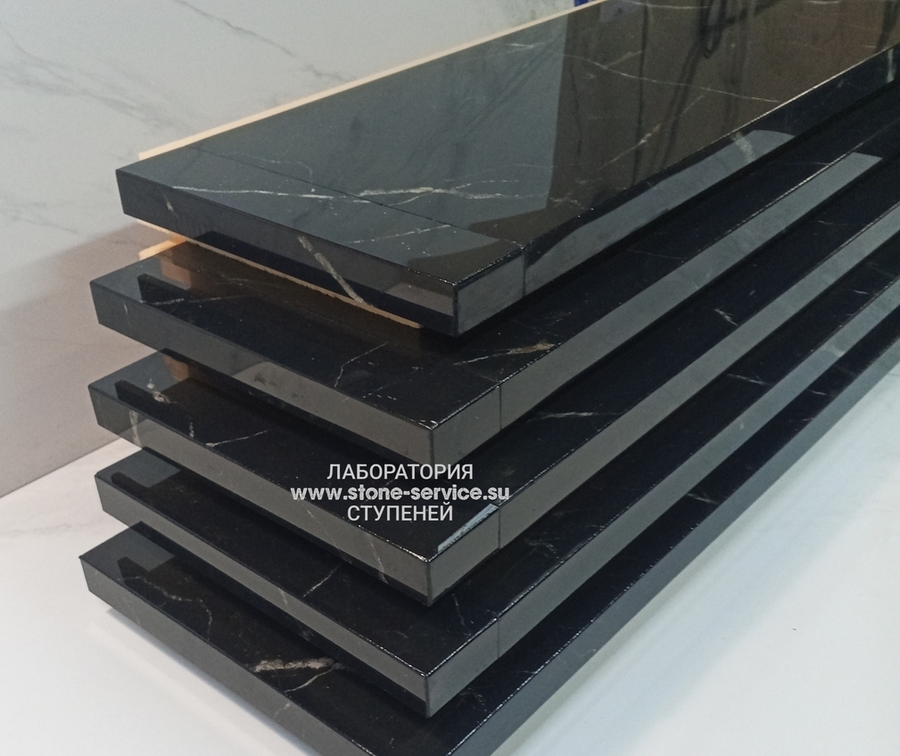 ступени с капиносом и подоконники из керамогранита