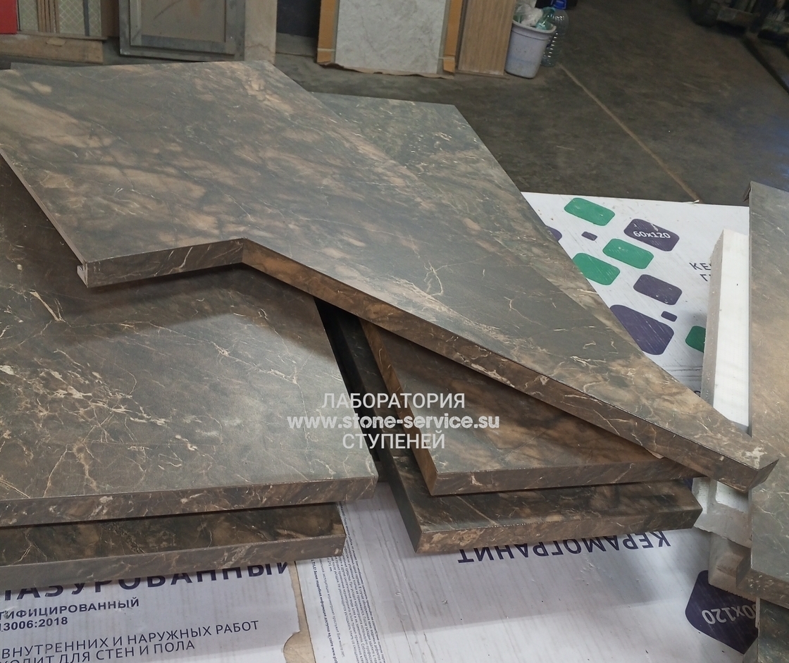 ступени с капиносом и подоконники из керамогранита