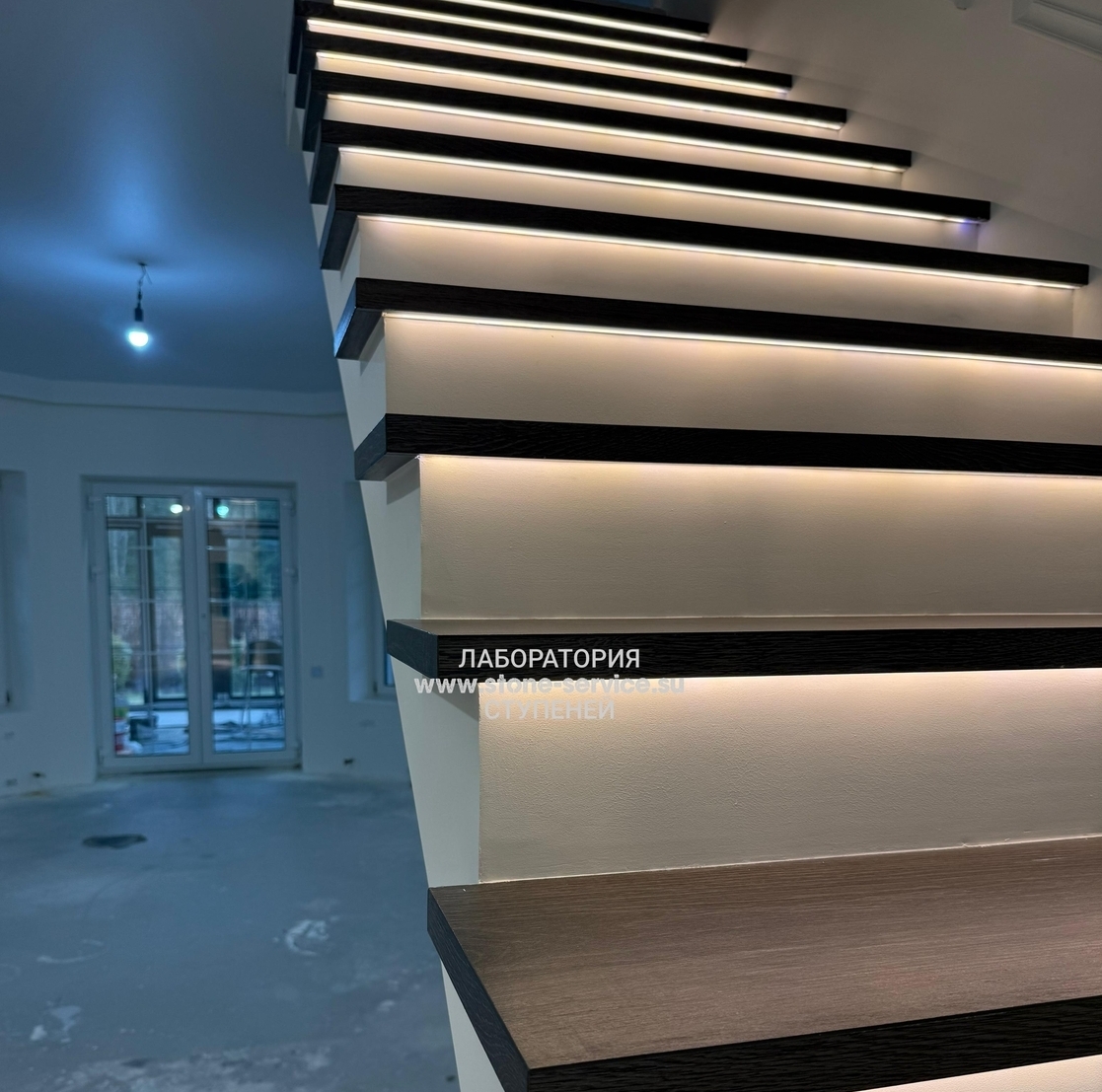 ступени с капиносом из керамогранита от производителя ступени из керамогранита