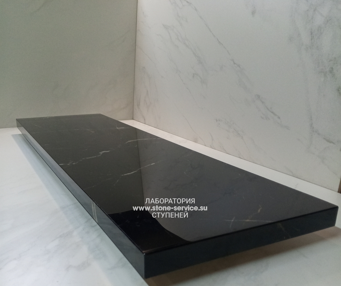 ступени с капиносом и подоконники из керамогранита