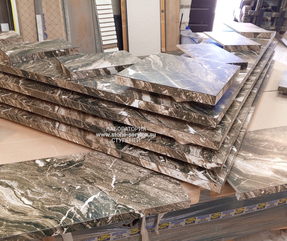 ступени с капиносом и подоконники из керамогранита