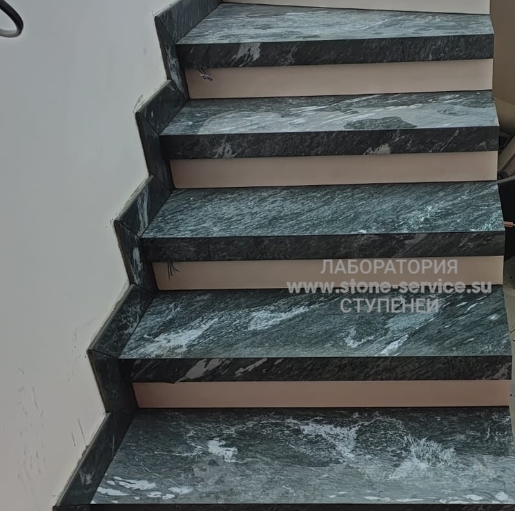 ступени с капиносом из керамогранита ступени с капиносом из керамогранита